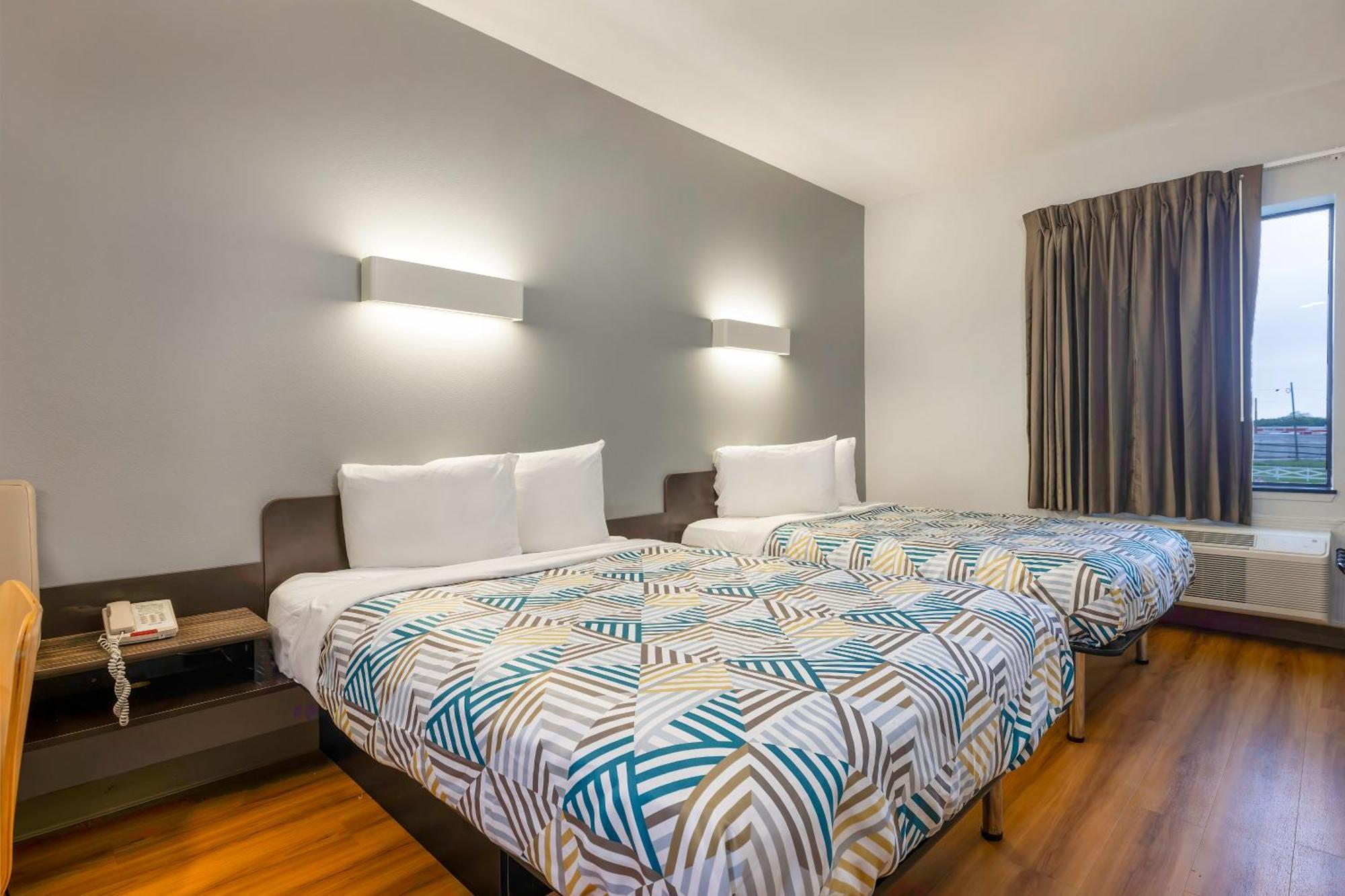Studio 6 Suites Texas City, Tx I 45 South Luaran gambar